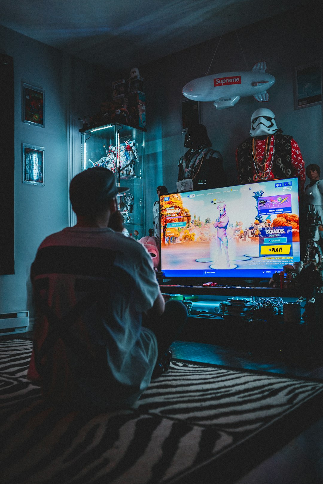 Gaming social communities